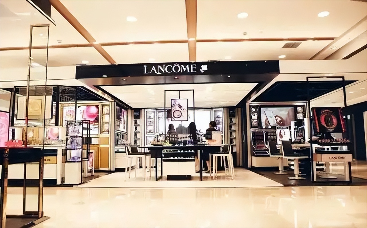 雅诗兰黛和兰蔻哪个牌子最受欢迎,雅诗兰黛和兰蔻哪个牌子最好用