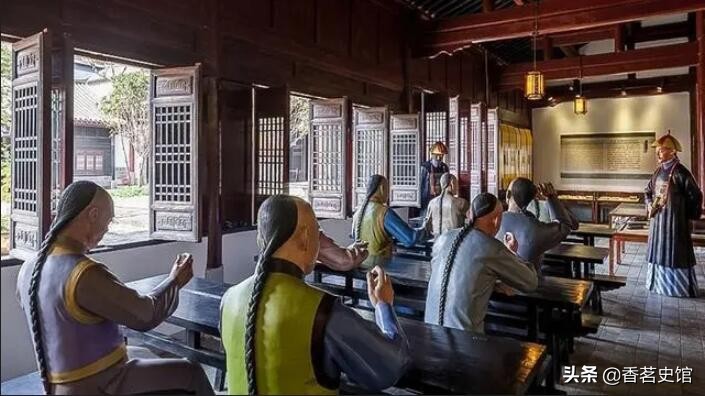 明清时期科举秀才考试一年几次,县试府试乡试会试殿试