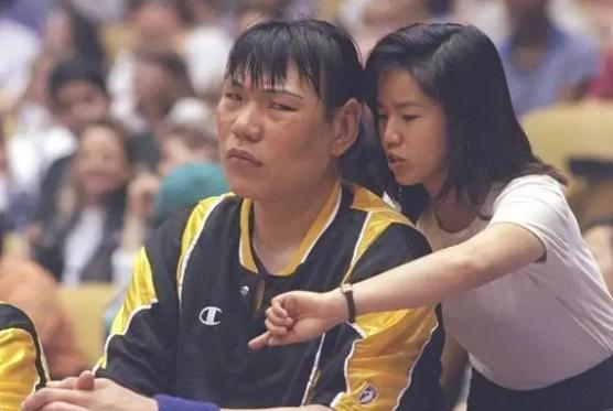 奥尼尔是郑海霞的偶像吗,郑海霞真的是奥尼尔偶像吗