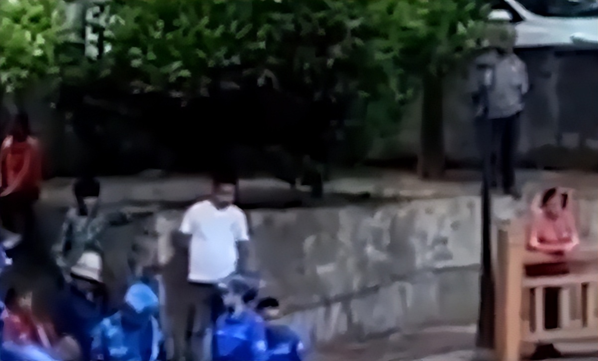 安徽一女子劝解下跳河溺亡,安徽女孩跳河溺亡原因最新