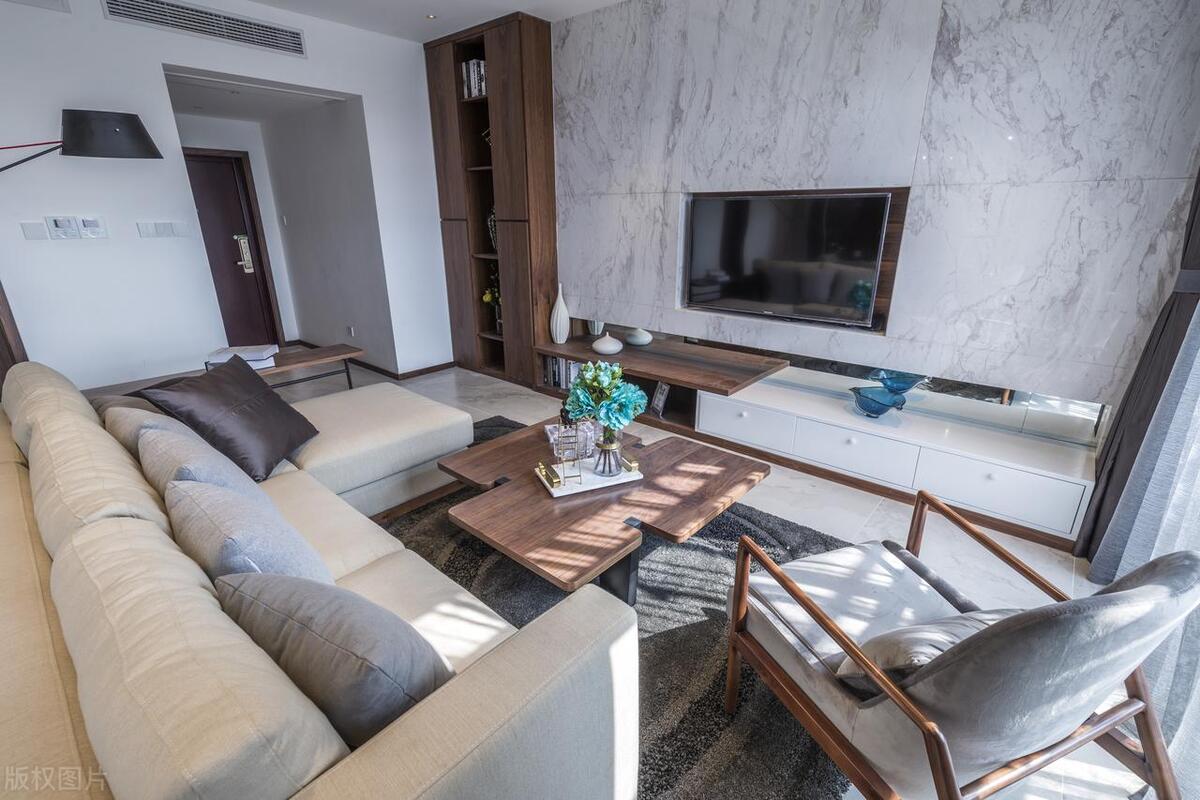 一般电视柜地台高度,高度15cm地台电视柜