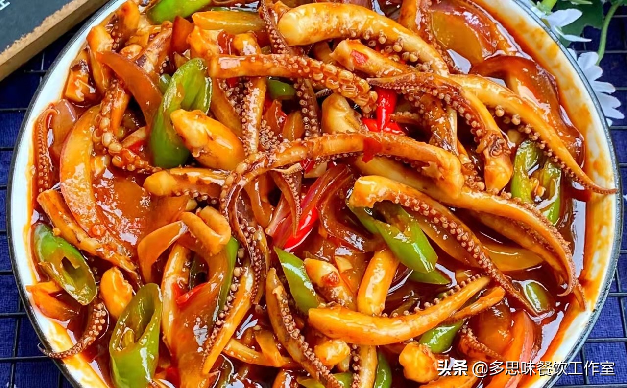 鱿鱼如何处理才脆嫩视频,大鱿鱼须鲜香脆嫩简单又好吃