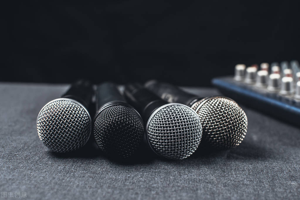 总有一些歌曲是我们的青春01（一名95后的初中）