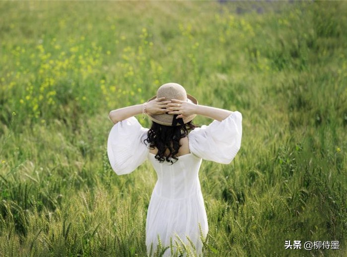 拍照技巧与角度双人,拍照不会摆动作不自然咋办