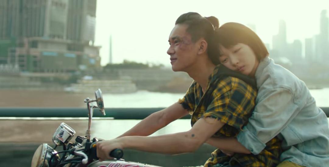 手握流量，影帝提名，票房10亿起跳，这位“新人”演员才刚毕业？