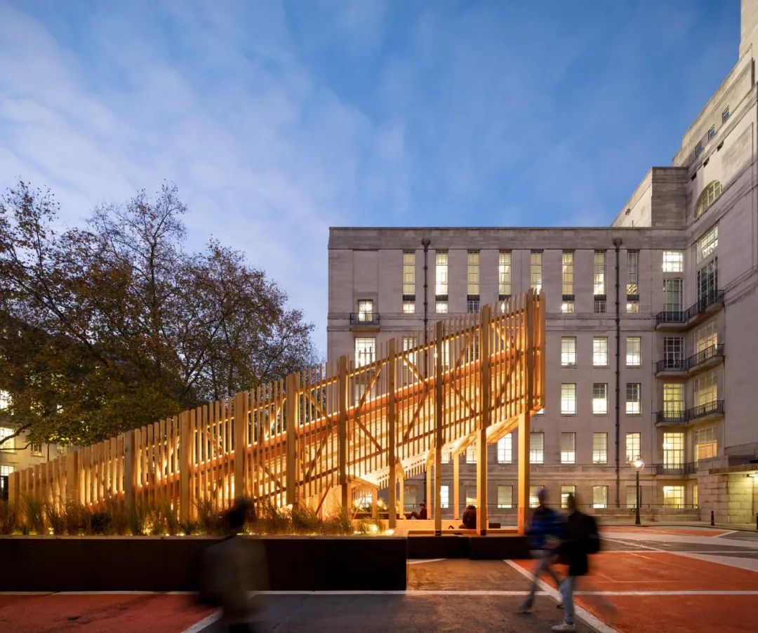 历史遗产的天然教科书｜建在百年历史保护区的学校合集