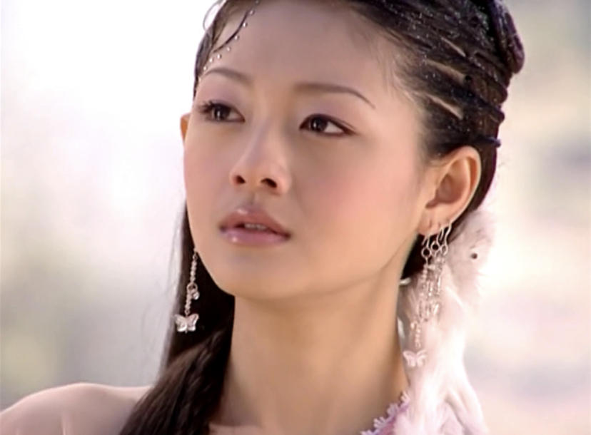 鸡毛穿一身、通天大脑门…国产神话剧的惊人造型,他们全都承包了