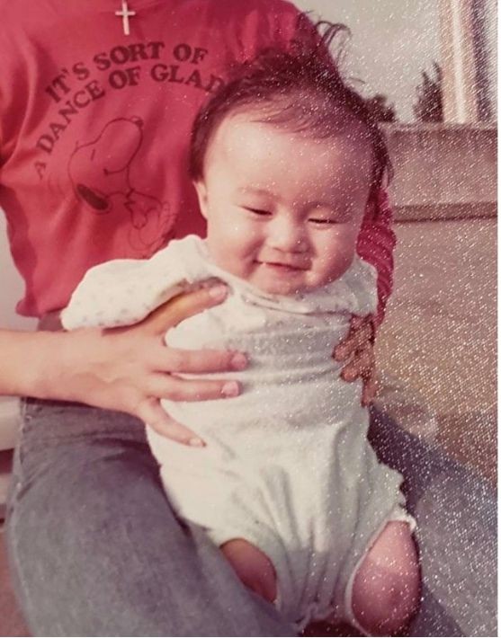 日本天生无手无腿的作家,日本一位无四肢的人