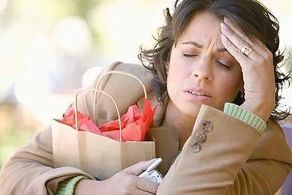 女性绝经是不是越迟越好,女性绝经越早寿命越短吗