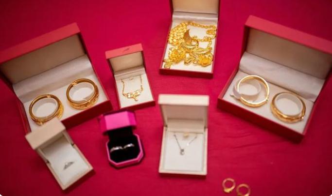 亲戚朋友之间三种礼不能随,朋友亲戚之间不要太计较