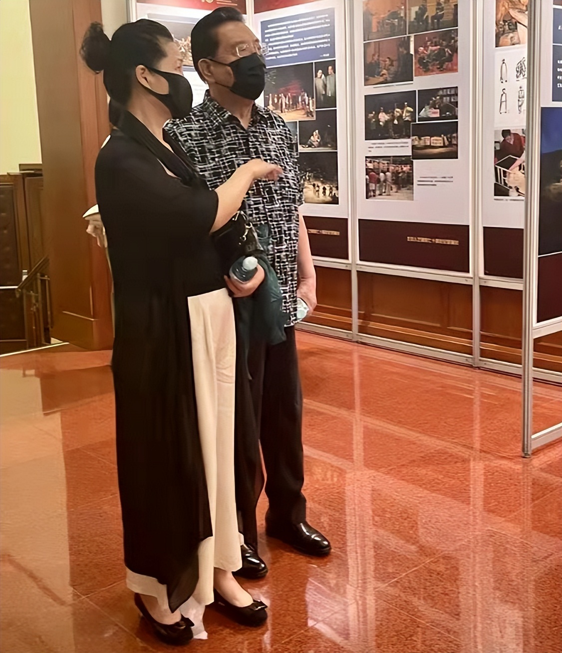 李双江大儿子李贺干什么的,李双江大儿子李贺视频