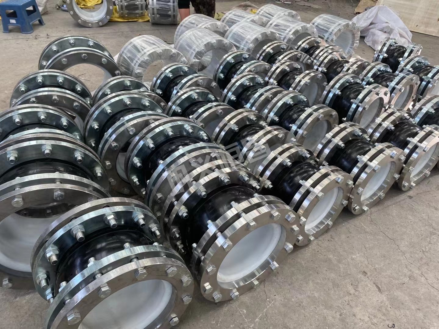 橡胶法兰软连接可以拉长吗,橡胶法兰软接用在什么地方