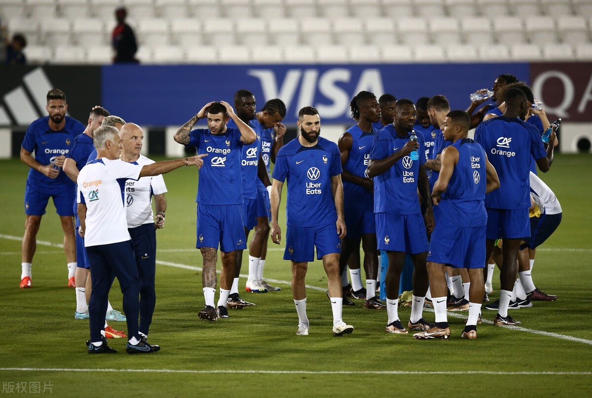 法国战澳大利亚谁先开球,2022法国vs澳大利亚比赛回放