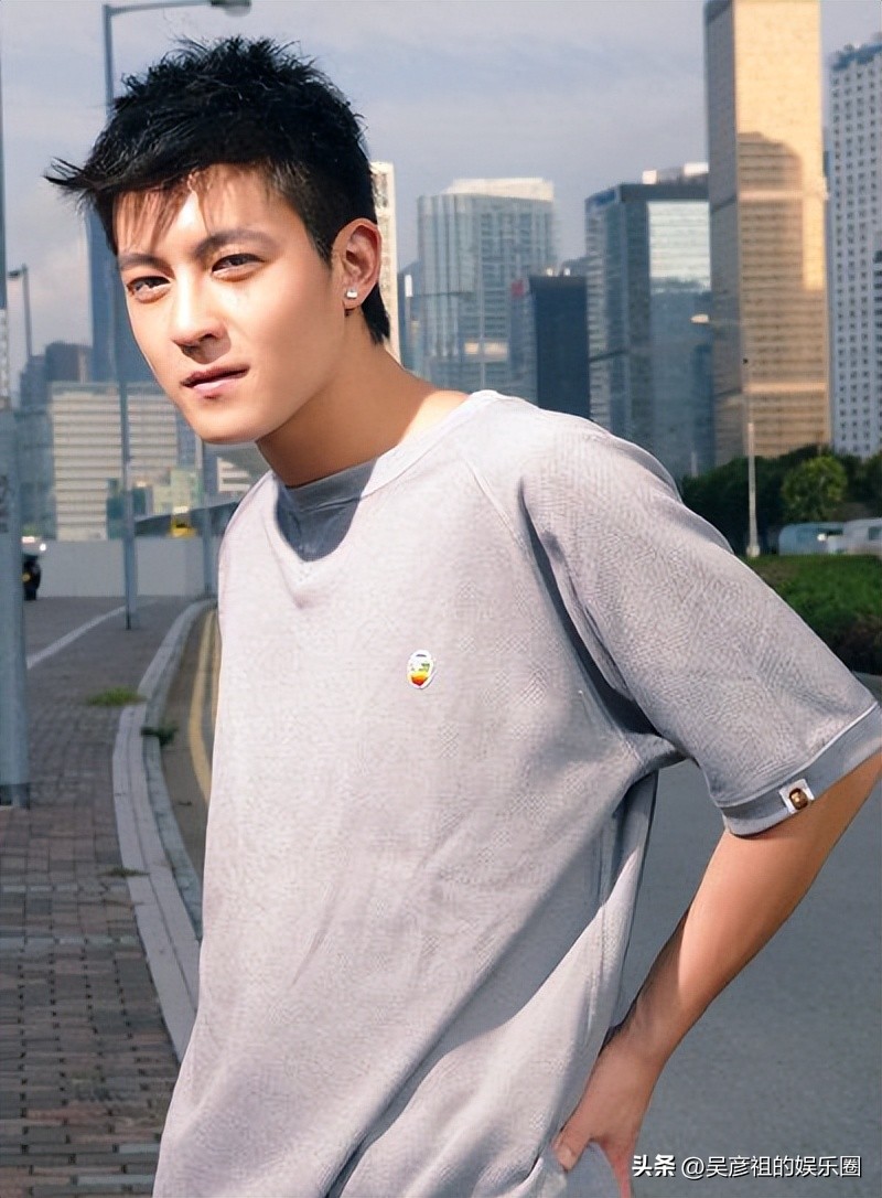 推荐一下娱乐圈中比较帅的男明星,娱乐圈里英气迷人的男星