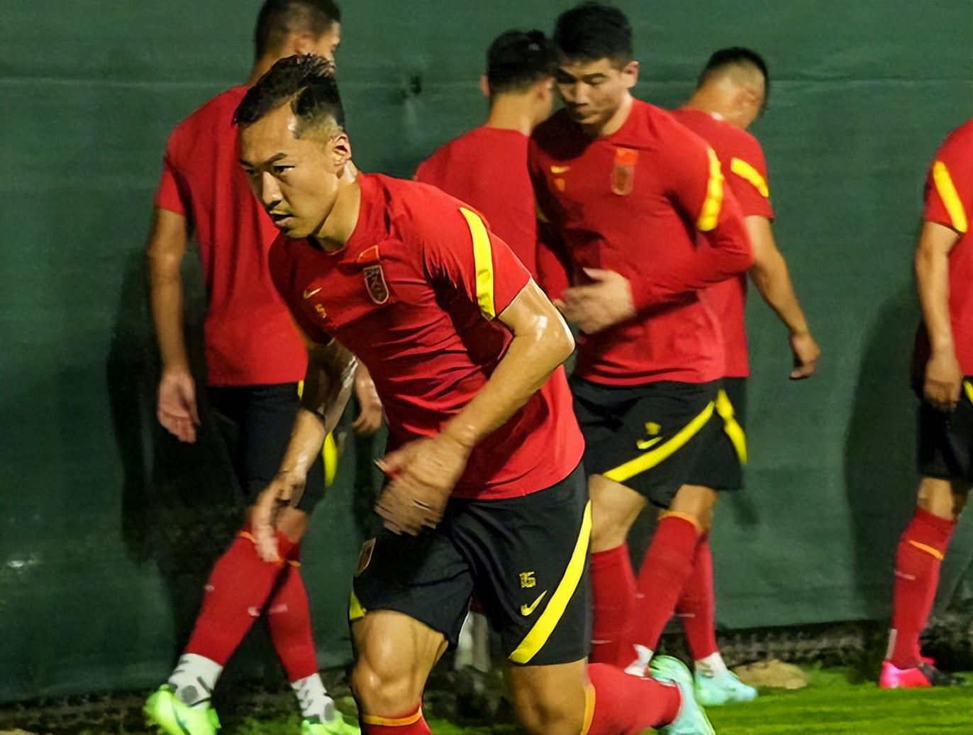 国足迎来首个热身赛,国足新西兰热身赛最新消息