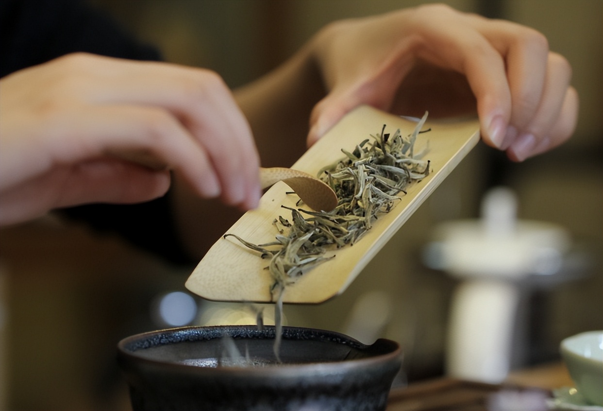 中国为什么要花2个多亿，从印度进口茶叶？印度茶比中国好在哪？