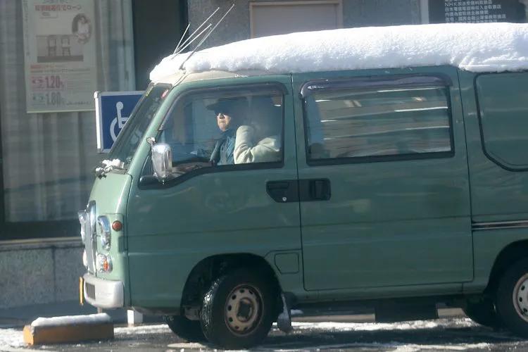 日本“伏地魔”*脑洗**诱奸多位女性，她们却自愿当后宫20年，太扯了