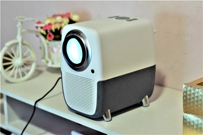 泰捷weboxt1投影仪评测视频,泰捷weboxt1s投影仪隐藏功能