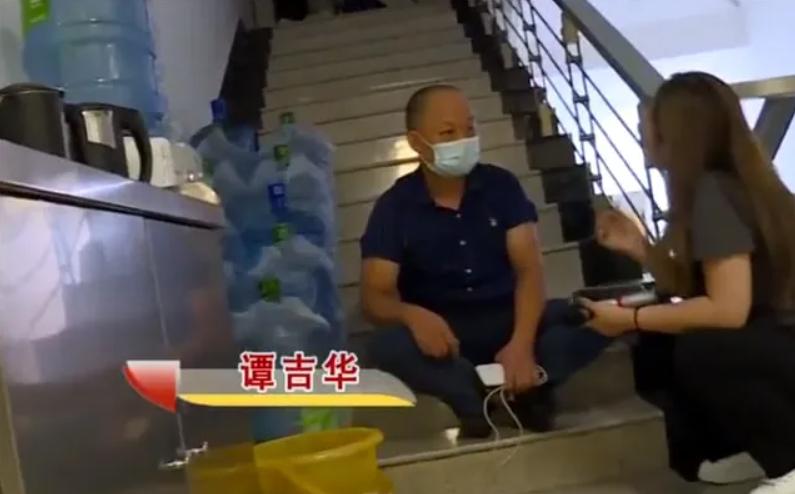 46岁女子离婚三年怀孕竟赖上前夫,46岁高龄孕妇离婚三年又怀孕