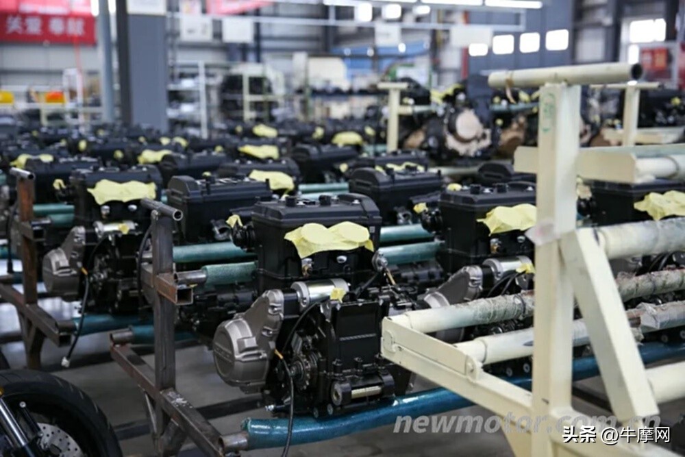 杰迪k750摩托车仿赛试驾,国内最大仿赛车型杰迪visionk750