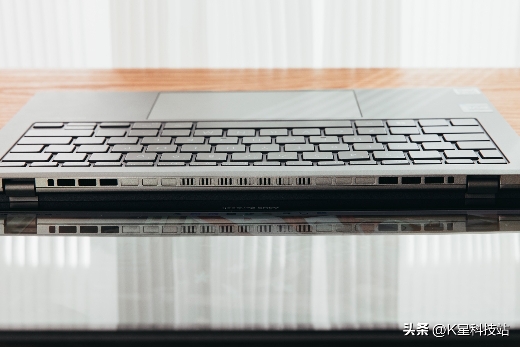 华硕灵耀x13轻薄本单手开合,华硕灵耀13深度评测