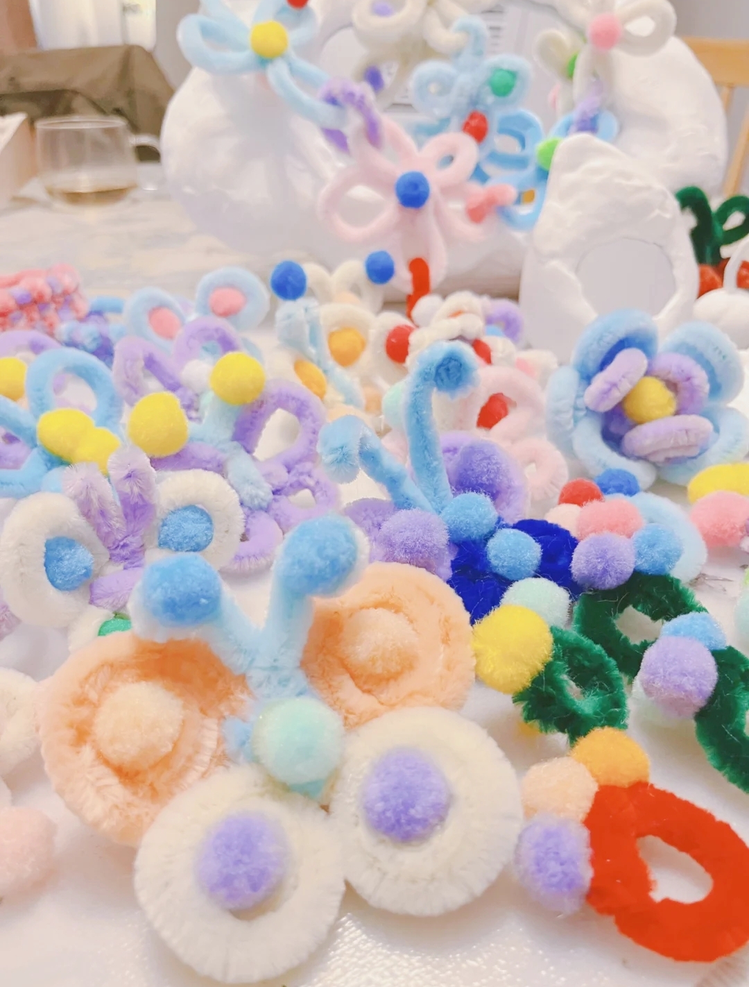 扭扭棒做什么适合摆摊,扭扭棒手工制作容易赚钱吗