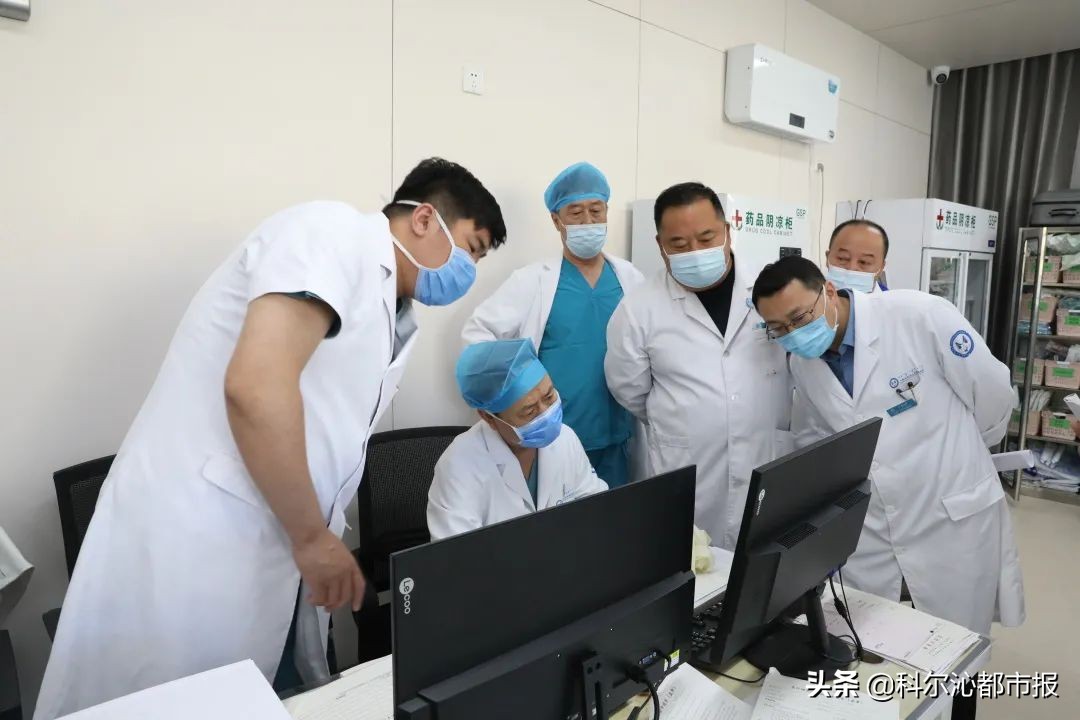 工人身体被钢筋贯穿术后奇迹生还,工人坠落被钢筋贯穿全身奇迹生还