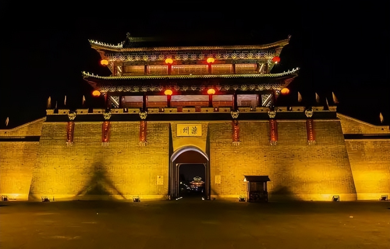 世界上最著名的十大古镇,云南著名古镇景点排名