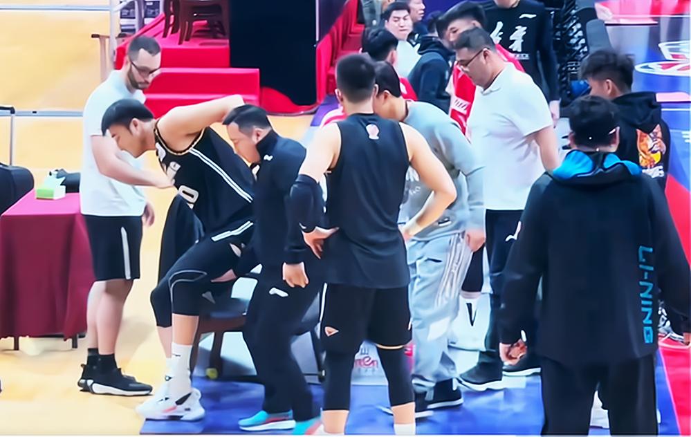 辽篮赛后杨鸣发言,杨鸣辽篮大战g4赛后采访