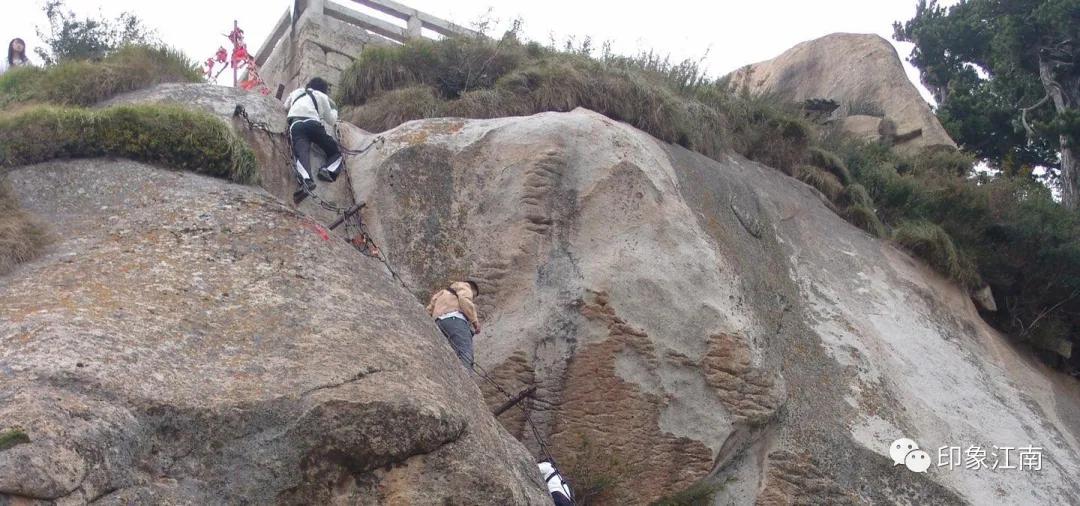 登华山攻略爬华山的最佳路线,华山西上西下爬华山攻略