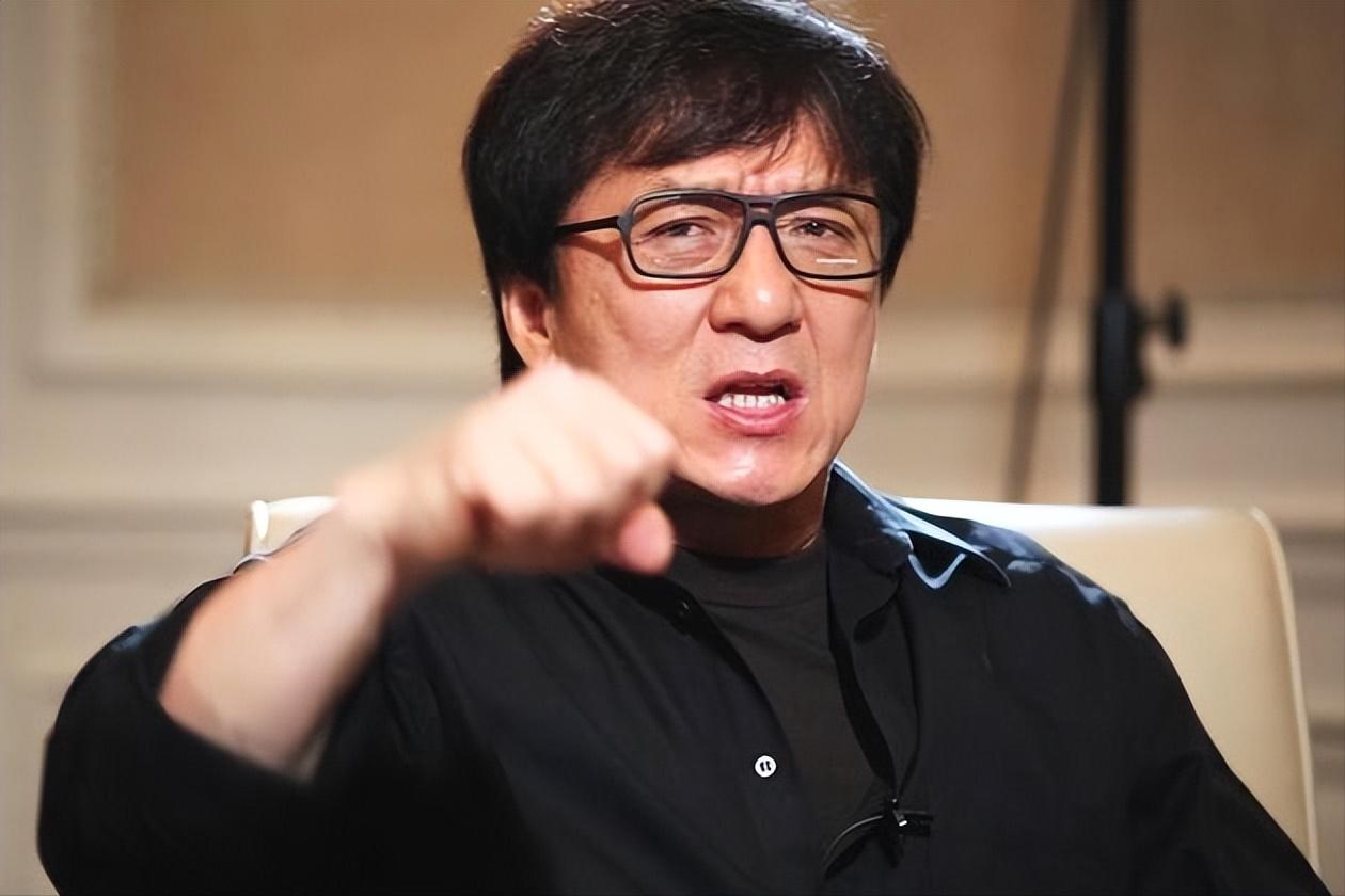 连载6：《喜剧之王》为什么一点不搞笑？周星驰用细节告诉你答案