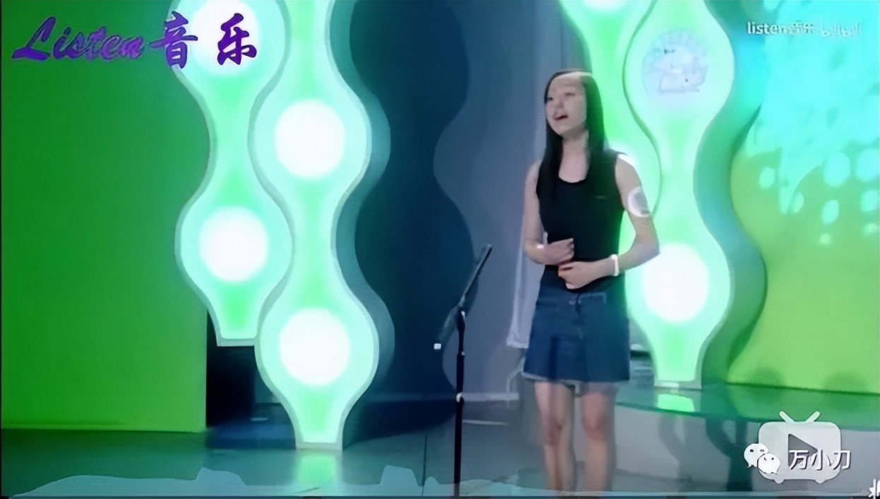 妈妈与女婿隔空互撕，“海豚公主”的虐心情史