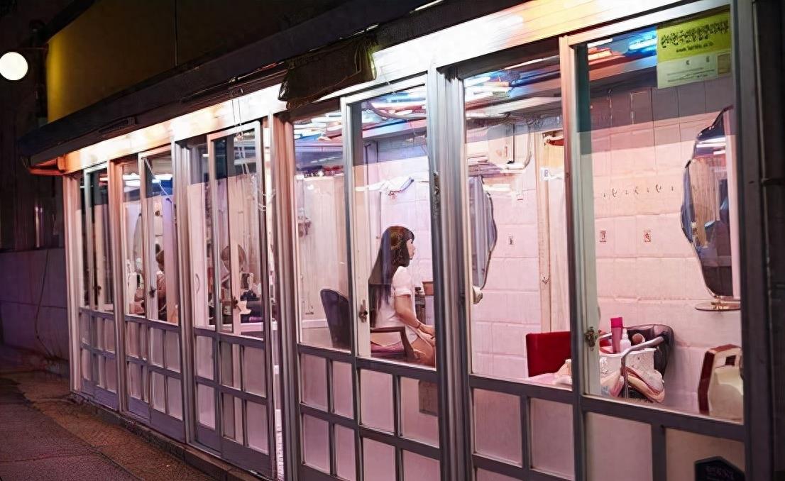 每年“*交性**易额”高达14万亿，情色行业猖獗，韩国为何沦落至此？