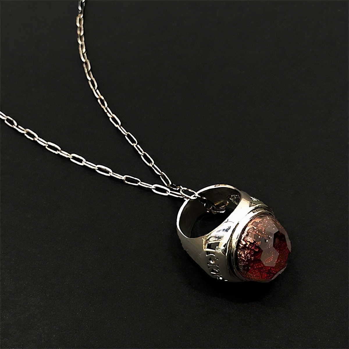 模玩动漫周边店铺,eva模玩100元