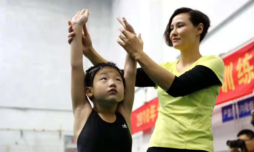 跳水高敏个人近期照片,一代跳水女皇高敏