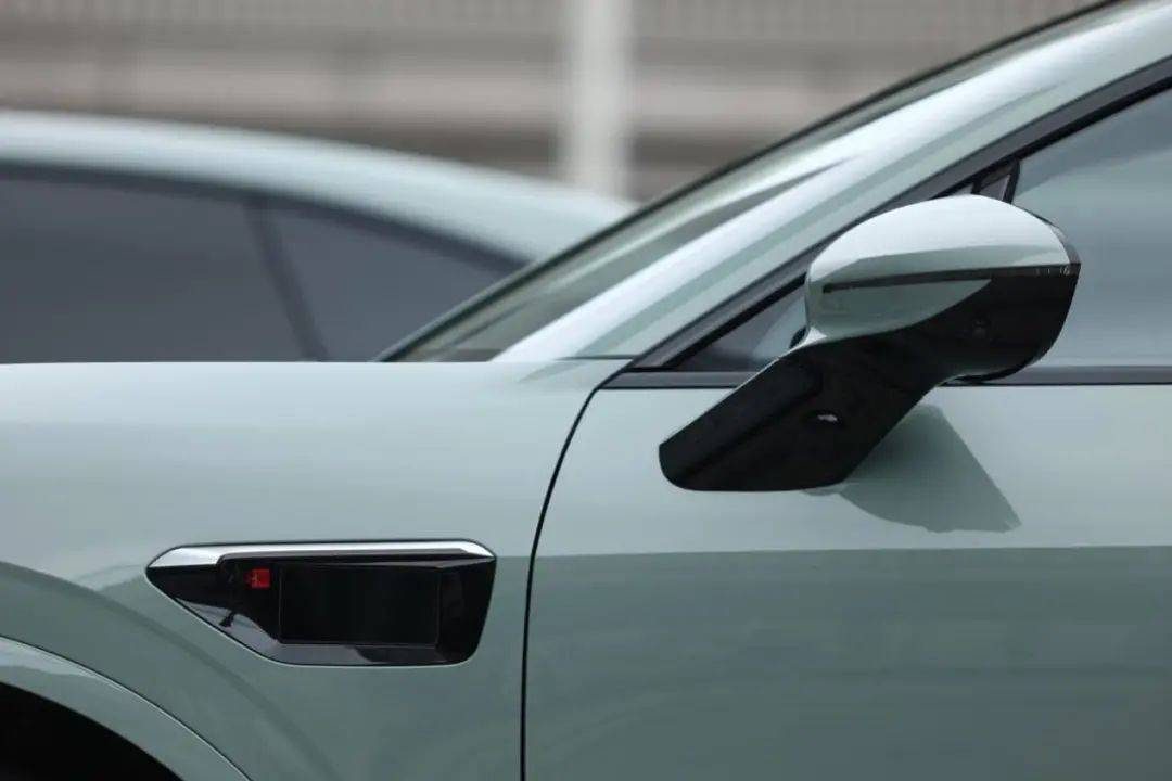 阿维塔智驾与问界智驾哪个好,allin智能手机