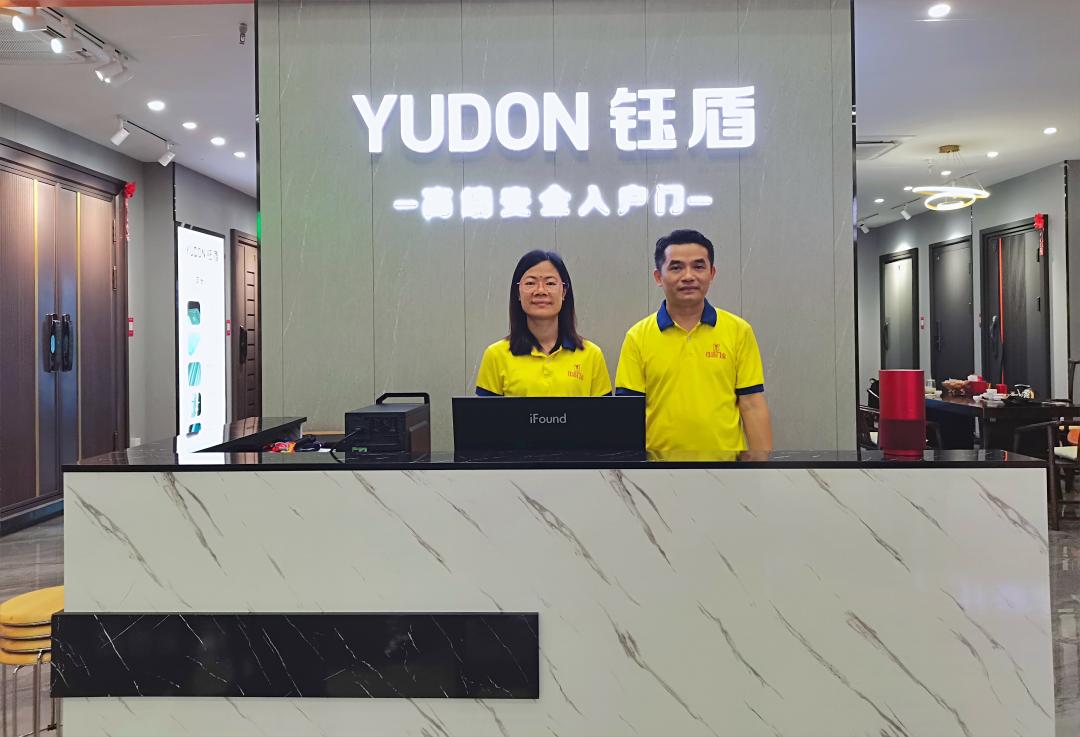 钰盾最佳形象门店——华艺专卖店,好的第一印象是成功销售的开始