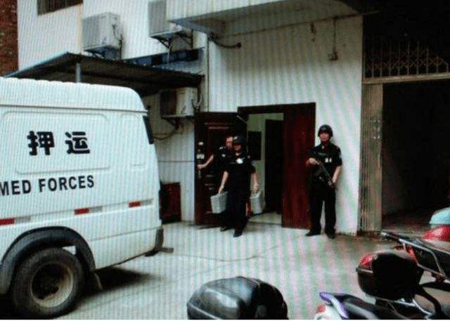 悍匪张君大案纪实,十大悍匪张君杀人案