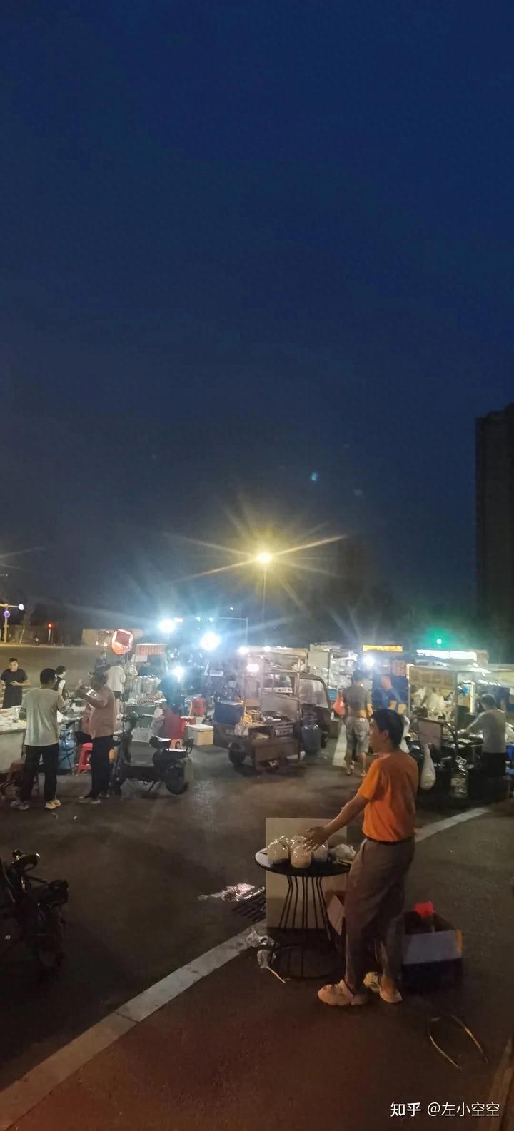 卖椰子利润一般是多少,摆地摊卖椰子蛋能赚钱吗