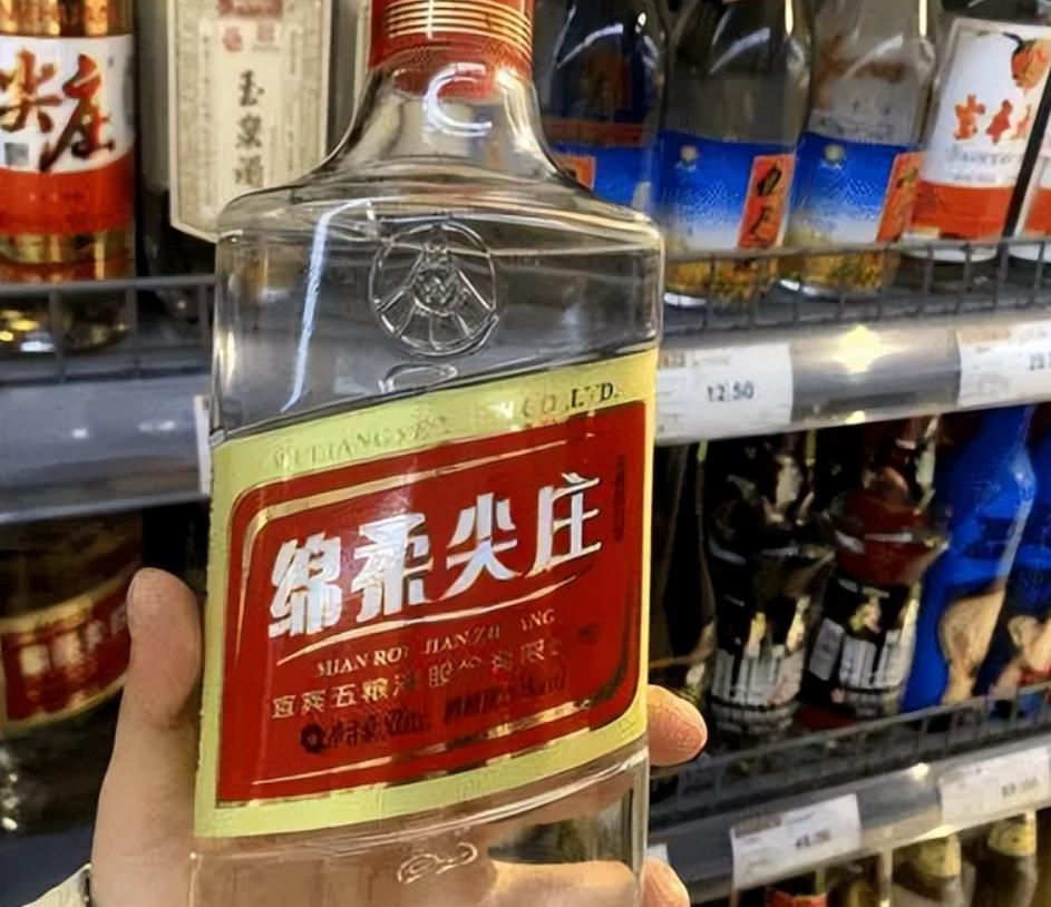 32名中国游客赶赴韩国旅游,赴韩旅游中国游客锐减