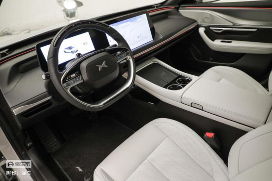 新款小鹏p7i买哪个配置,小鹏p7i哪个配置卖得最好