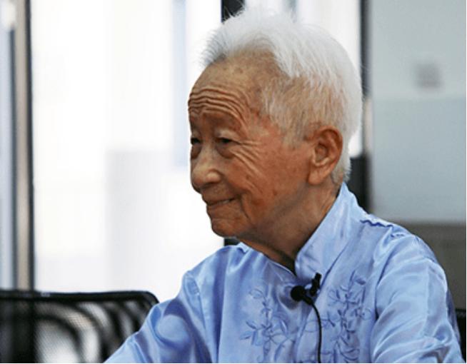 上海一群老人众筹买楼抱团养老,上海97岁老人买房