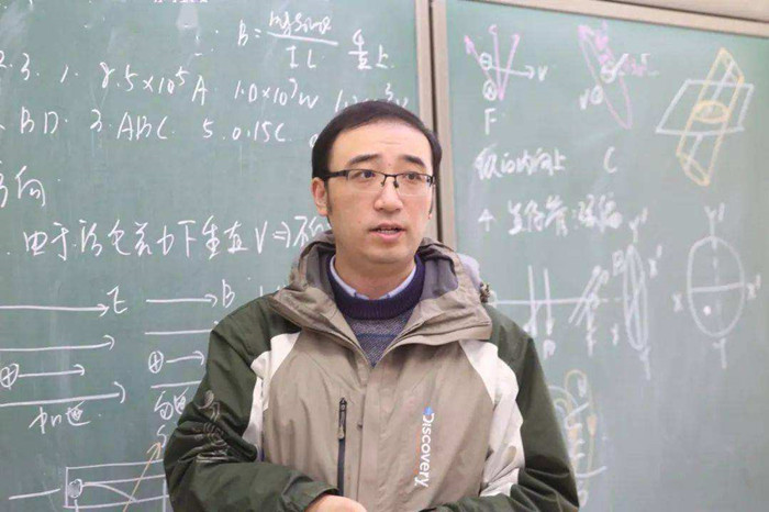 清华大学教授李永乐简历,李永乐说哪个考研老师是误人子弟