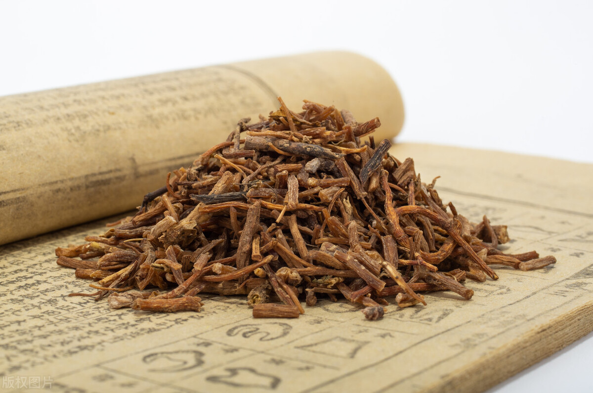 一张治“飞蚊症”的方子！清肝经、化湿热，让肝胆无火，眼中清净