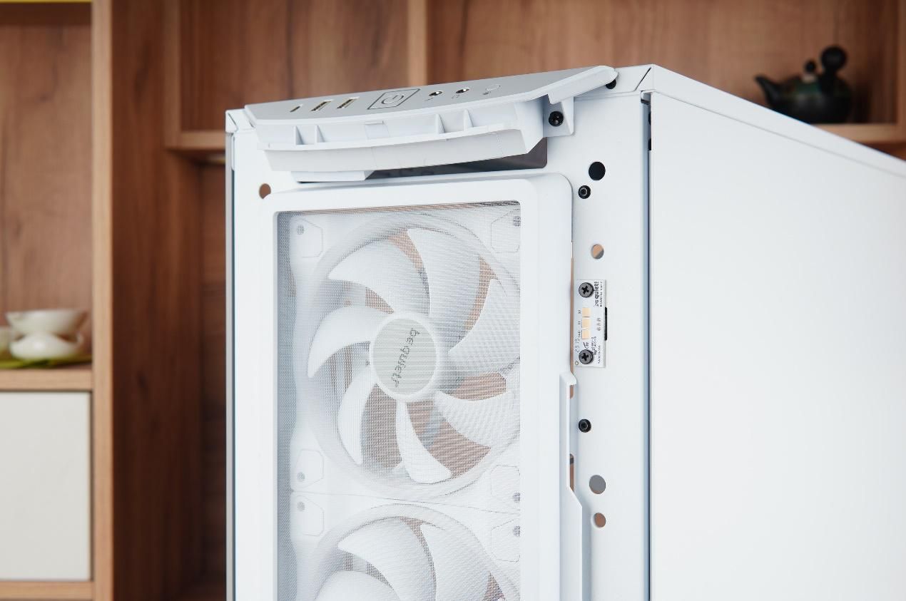 令人惊艳的散热效能，德商德静界ShadowBase800FX机箱