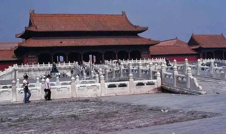 【晚清*楼青**秘史】*楼青**女媚态撩心，丰乳肥臀，风情再现！