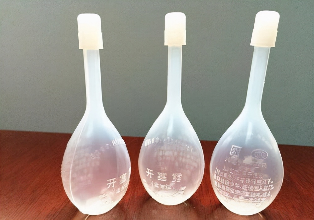 狗不吃东西便秘怎么办,狗便秘是什么引起的呢