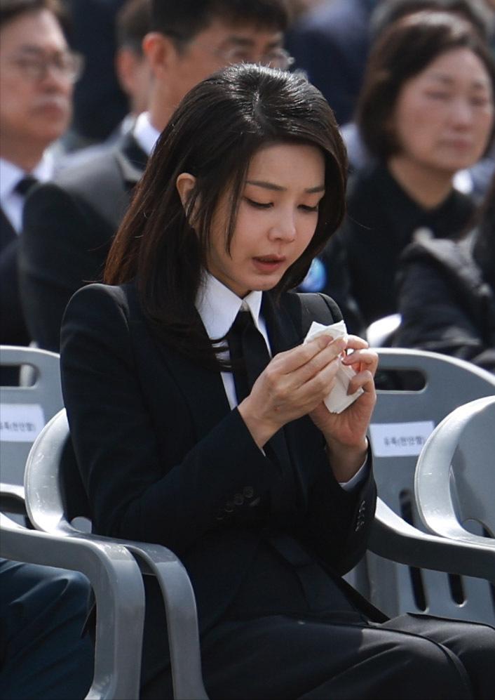 韩第一夫人,韩第一夫人着装