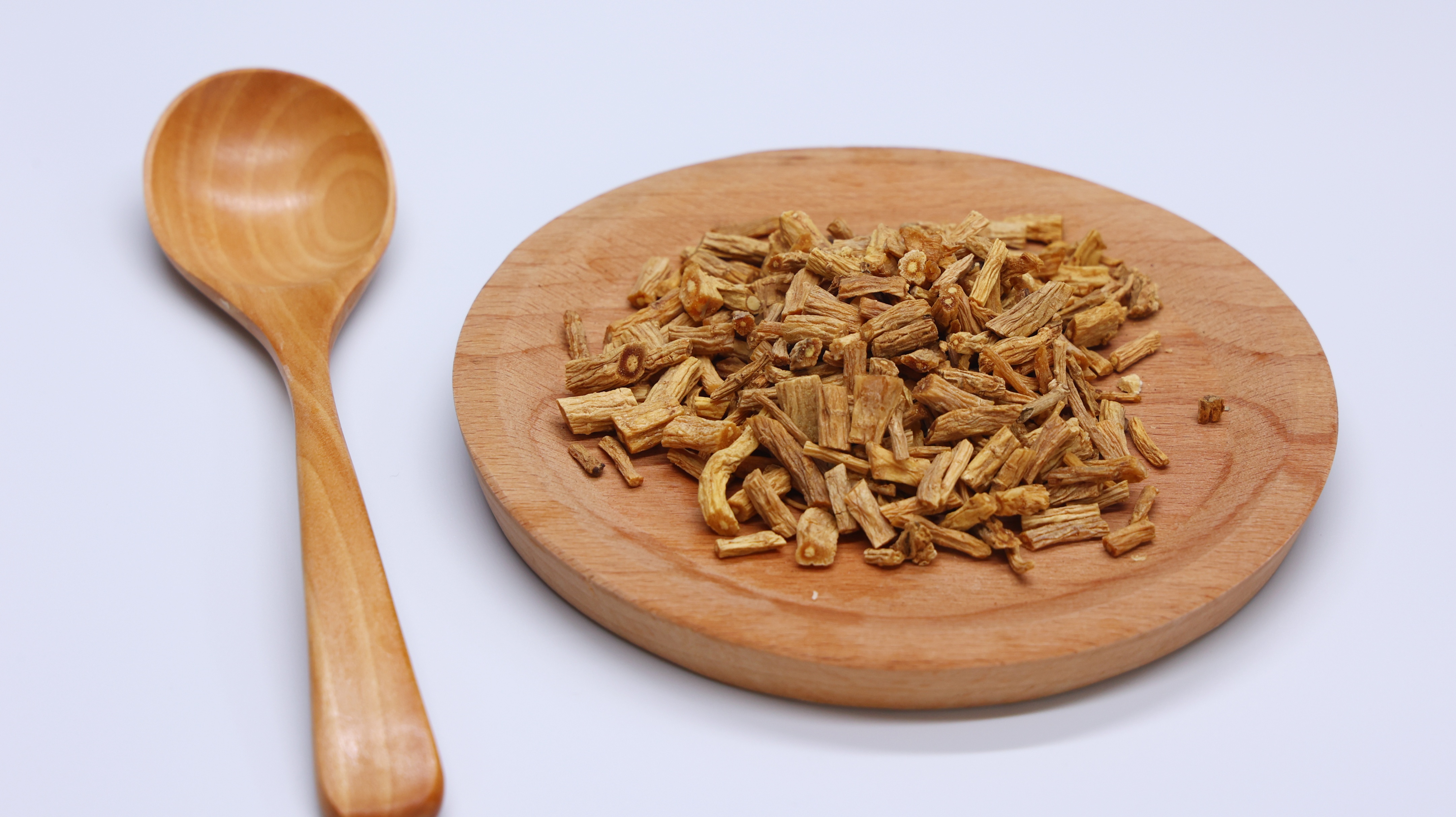 吃布洛芬如何最快缓解痛经,痛经布洛芬和什么搭配着吃