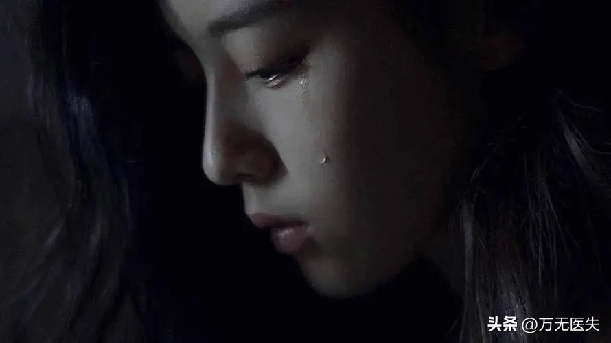 女性上环的全过程，看完心疼了！男女都要好好看看，珍惜眼前人！